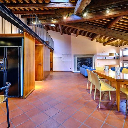 Apartmentsarena - Residenza Degli Scaligeri - Piazza Erbe Vérone Extérieur photo