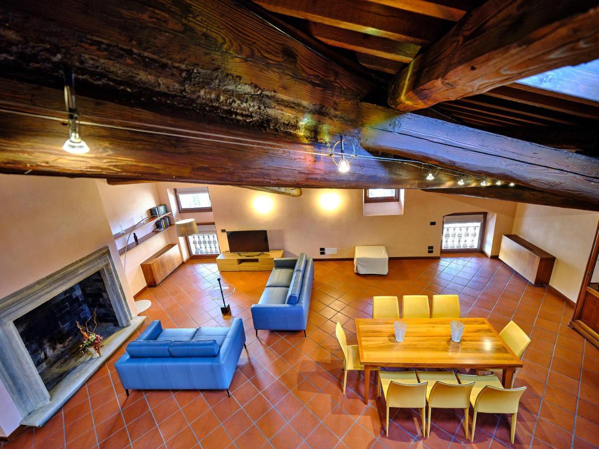 Apartmentsarena - Residenza Degli Scaligeri - Piazza Erbe Vérone Extérieur photo