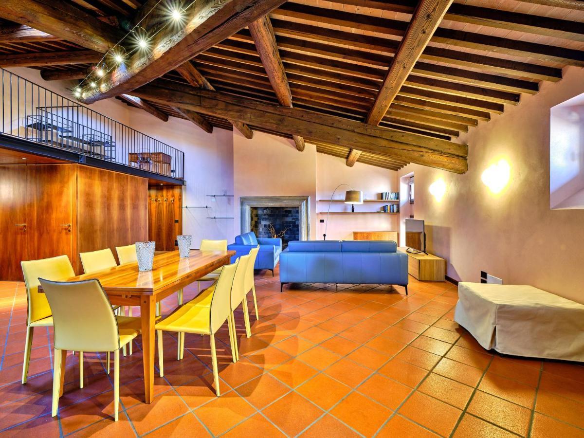 Apartmentsarena - Residenza Degli Scaligeri - Piazza Erbe Vérone Extérieur photo