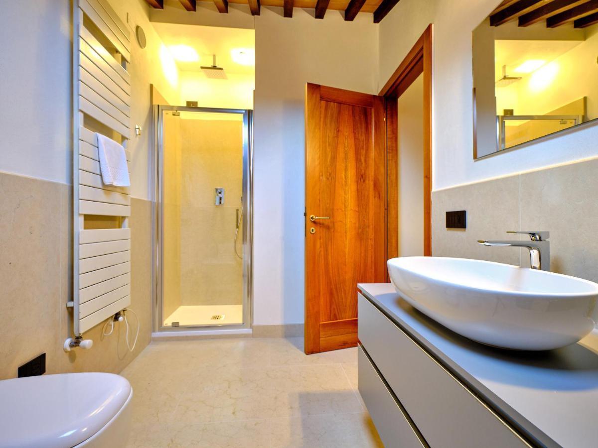 Apartmentsarena - Residenza Degli Scaligeri - Piazza Erbe Vérone Extérieur photo