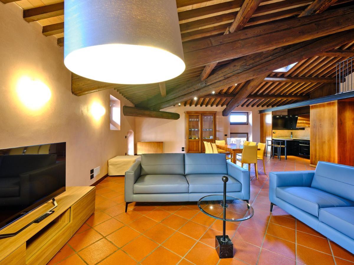 Apartmentsarena - Residenza Degli Scaligeri - Piazza Erbe Vérone Extérieur photo