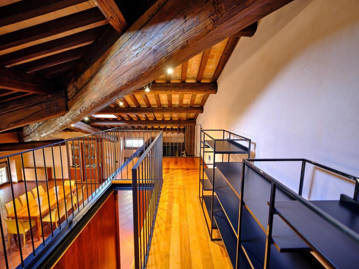 Apartmentsarena - Residenza Degli Scaligeri - Piazza Erbe Vérone Extérieur photo