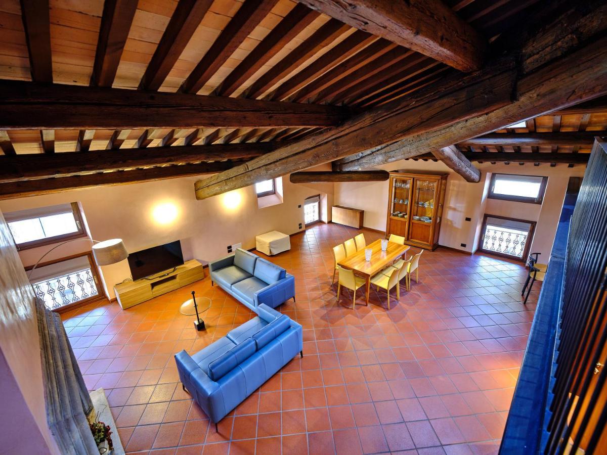 Apartmentsarena - Residenza Degli Scaligeri - Piazza Erbe Vérone Extérieur photo